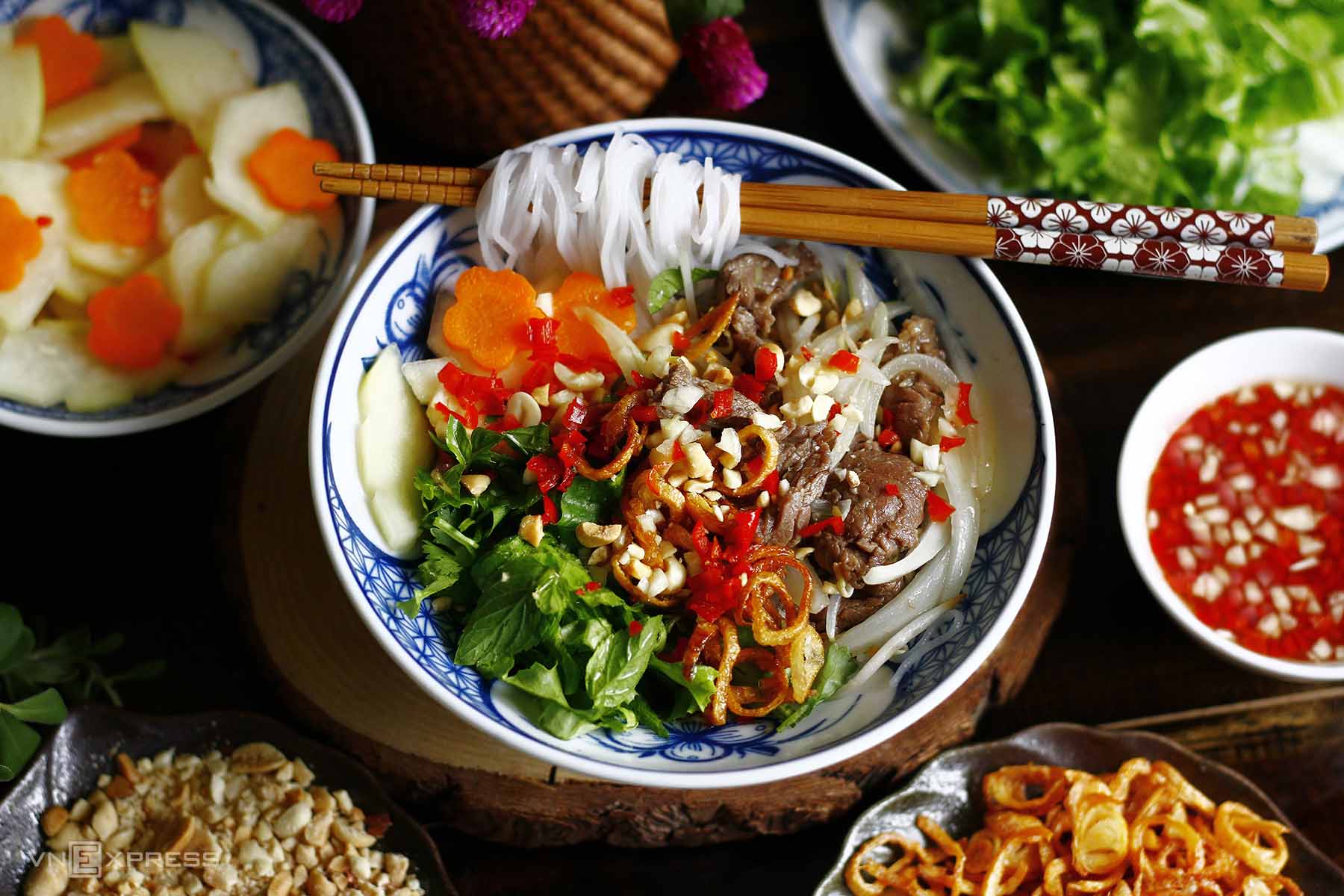 Nam Bo Stir fried beef noodle